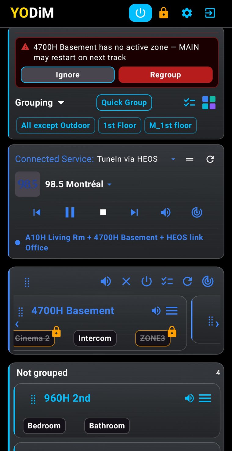 The home screen on a phone: a warning that a receiver has no active zone, with the option to ignore it or to rebuild the group